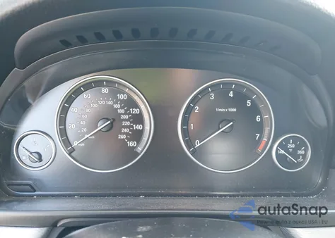 2013 BMW 535I xDrive из США, поврежденный, VIN WBAFU7C56DDU77378